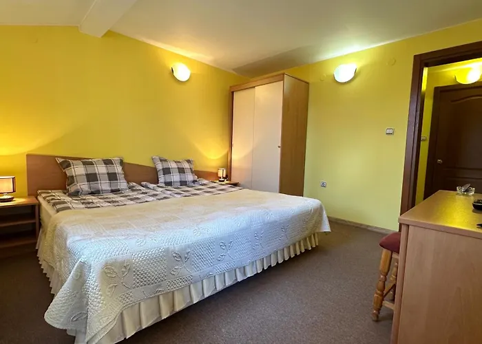 招待所 Kaloyanova House 3*